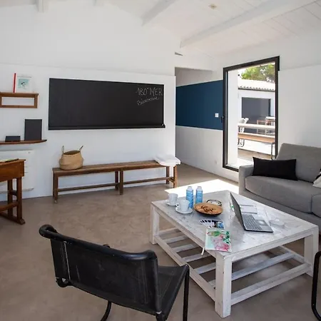 180 La Rochelle Ile De Ré L'Houmeau