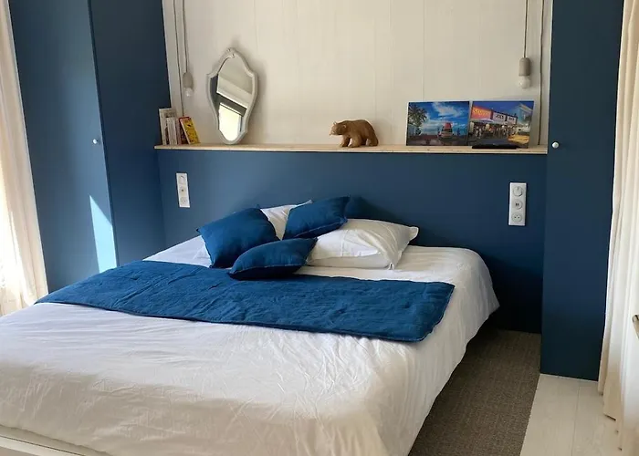 180 La Rochelle Ile De Re * L'Houmeau