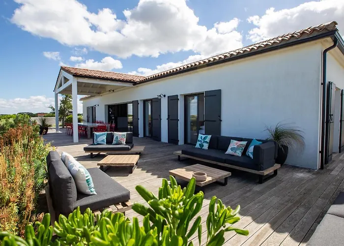 180 La Rochelle Ile De Re *